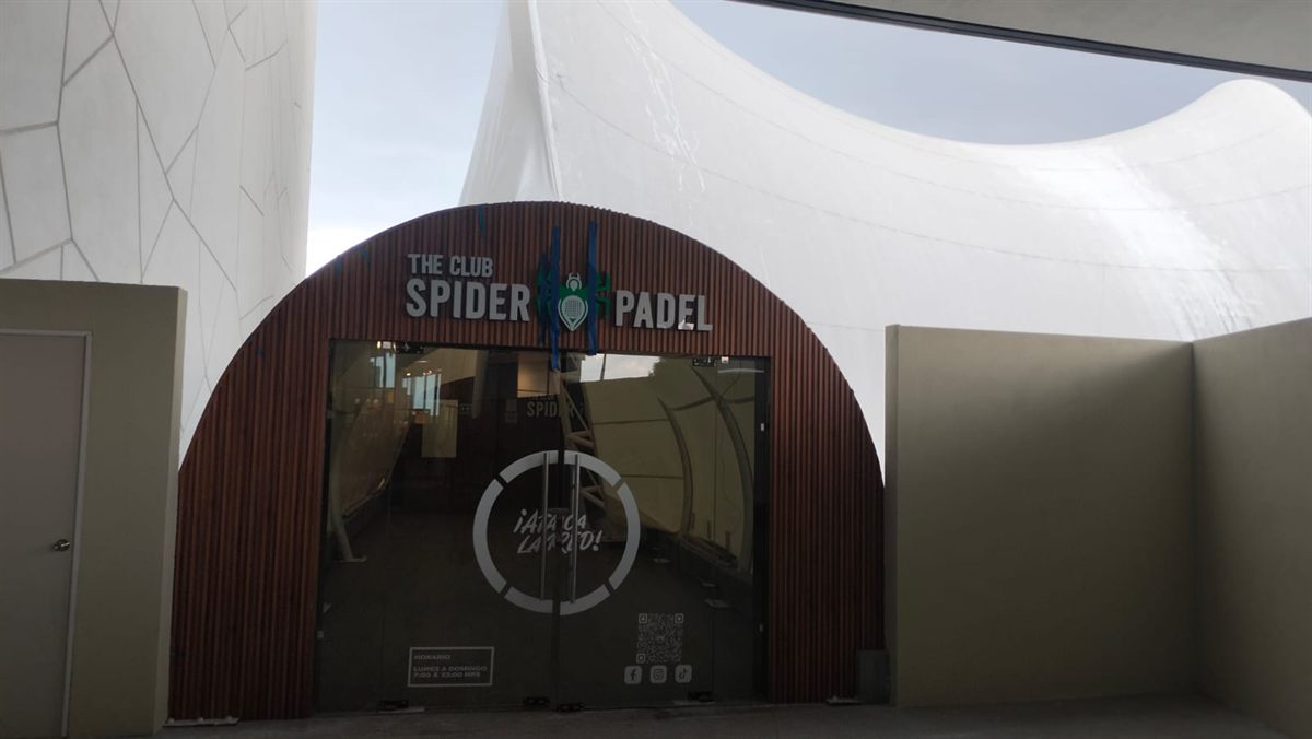 Techado Integral de Canchas Deportivas de Padel Spider Padel Metepec